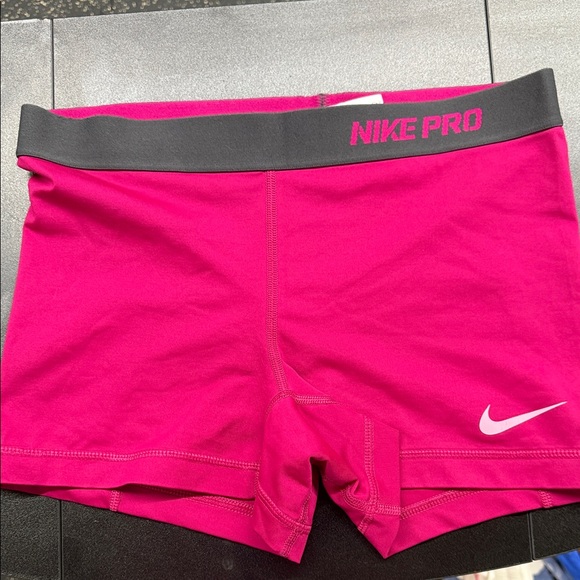 Nike Pro Women's Fuchsia Athletic Shorts - Picture 1 of 2